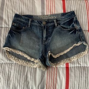 Hippie Laundry Lace hem Jean shorts